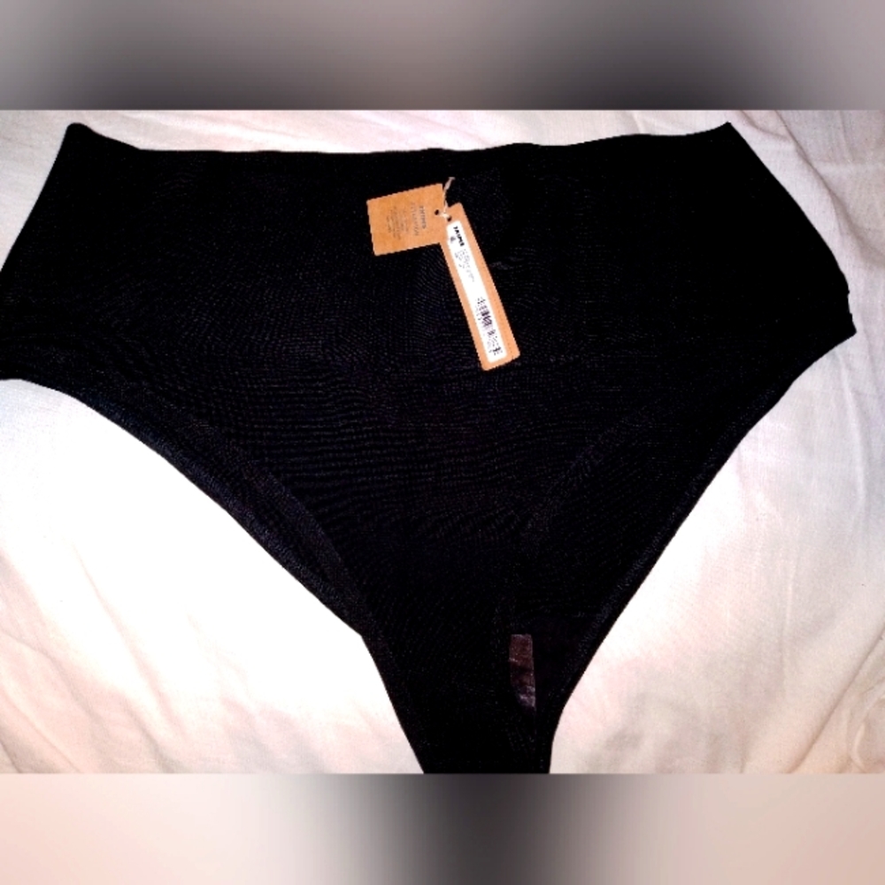 NWT SKIMS KNIT BEACHWEAR HIGH-WAISTED BIKINI BOTTOM ONYX 2X